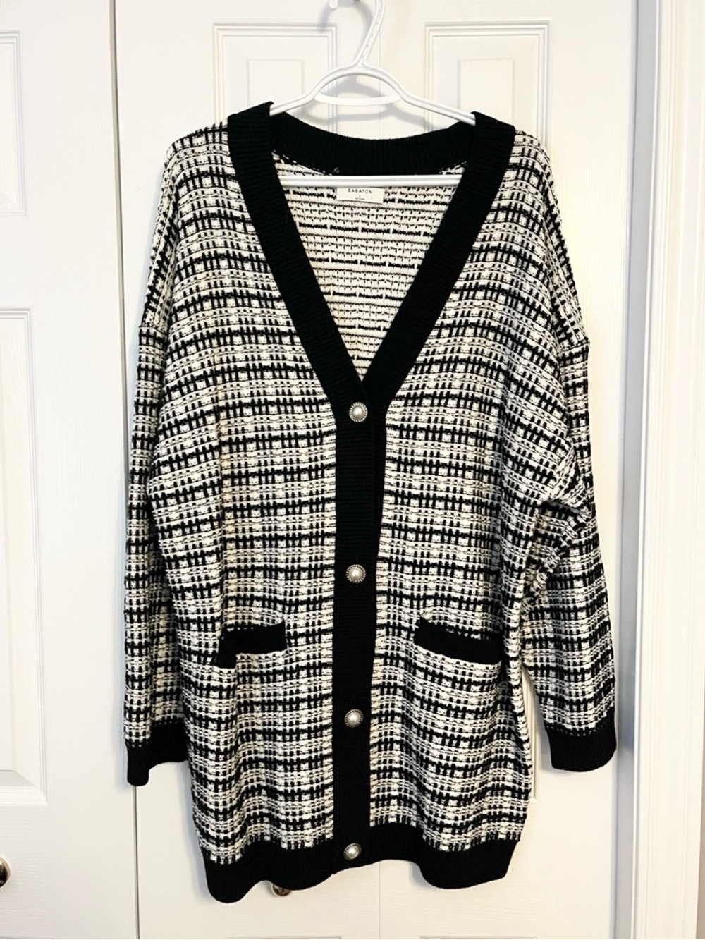 Aritzia Babaton Lacer Cardigan